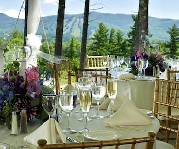 White Mountain And Hotel